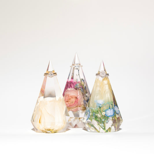 Resin Floral Ring Holder