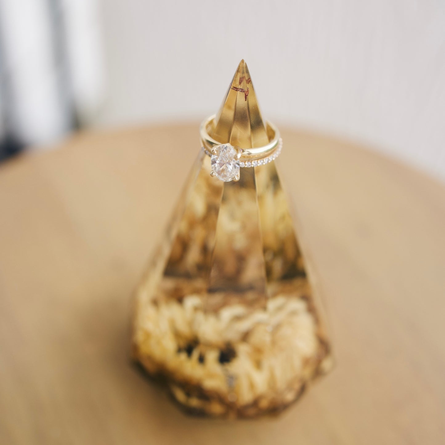 Resin Floral Ring Holder